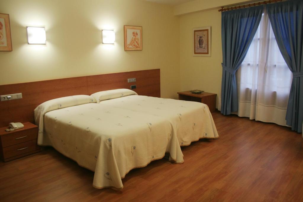 Hotel Zaravencia By Bossh Hotels Toro Chambre photo